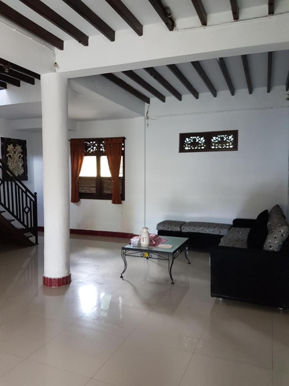 Mawar Homestay Canggu エクステリア 写真