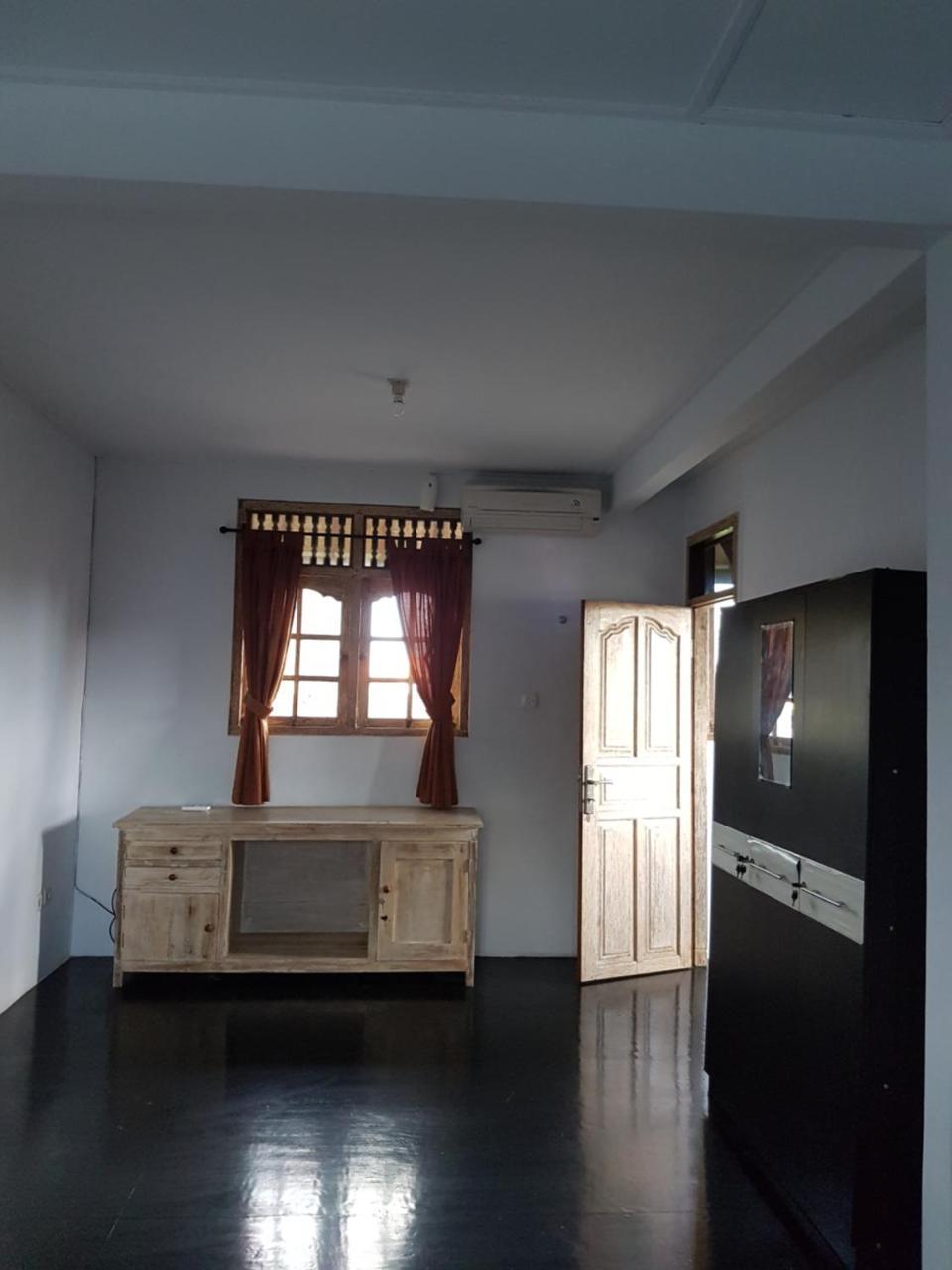 Mawar Homestay Canggu エクステリア 写真